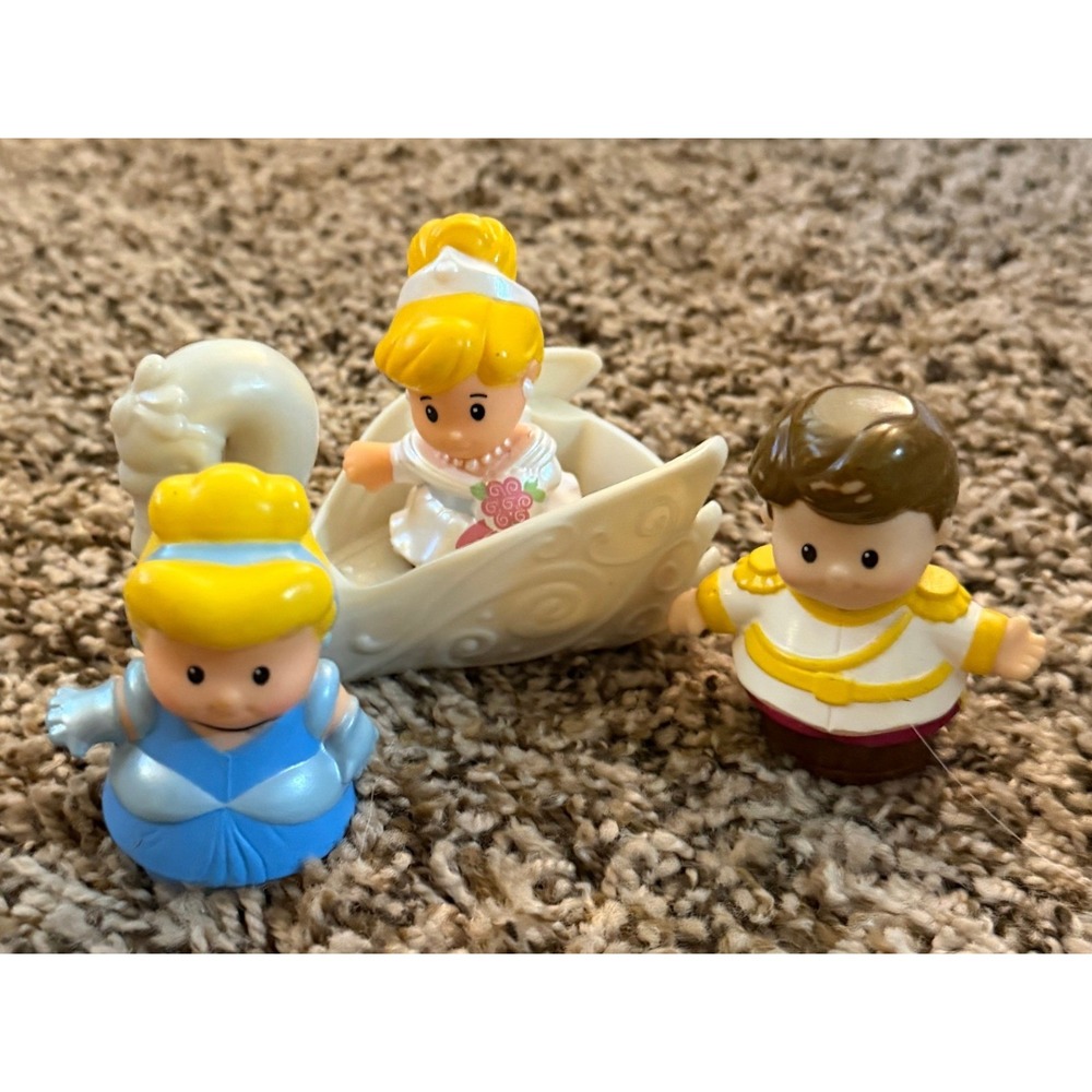 Fisher-Price Little People Disney Cinderella & Prince Charming Swan Ride Set